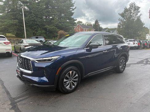 Used 2024 INFINITI QX60 Pure AWD/4WD image 2