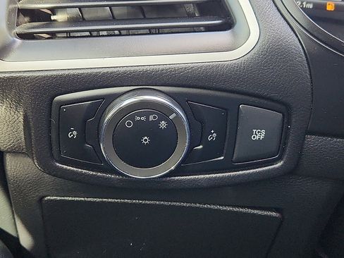 Used 2024 Ford Edge SE w/ Black Appearance Package image 20