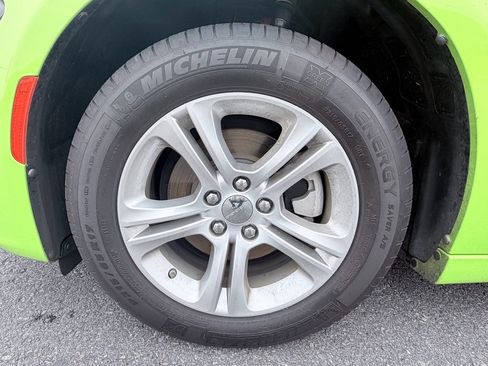 Used 2023 Dodge Charger SXT image 28