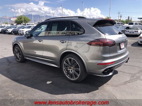 Used 2016 Porsche Cayenne GTS w/ Premium Package Plus AWD/4WD image 6