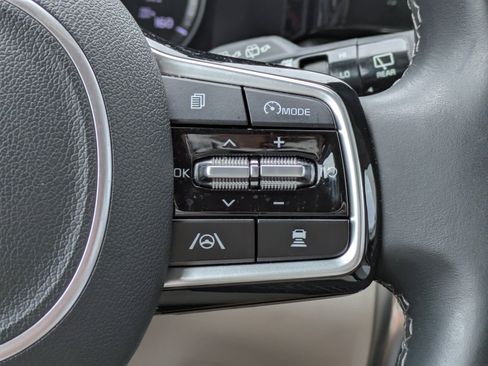 Certified 2021 Kia Sorento SX FWD image 23