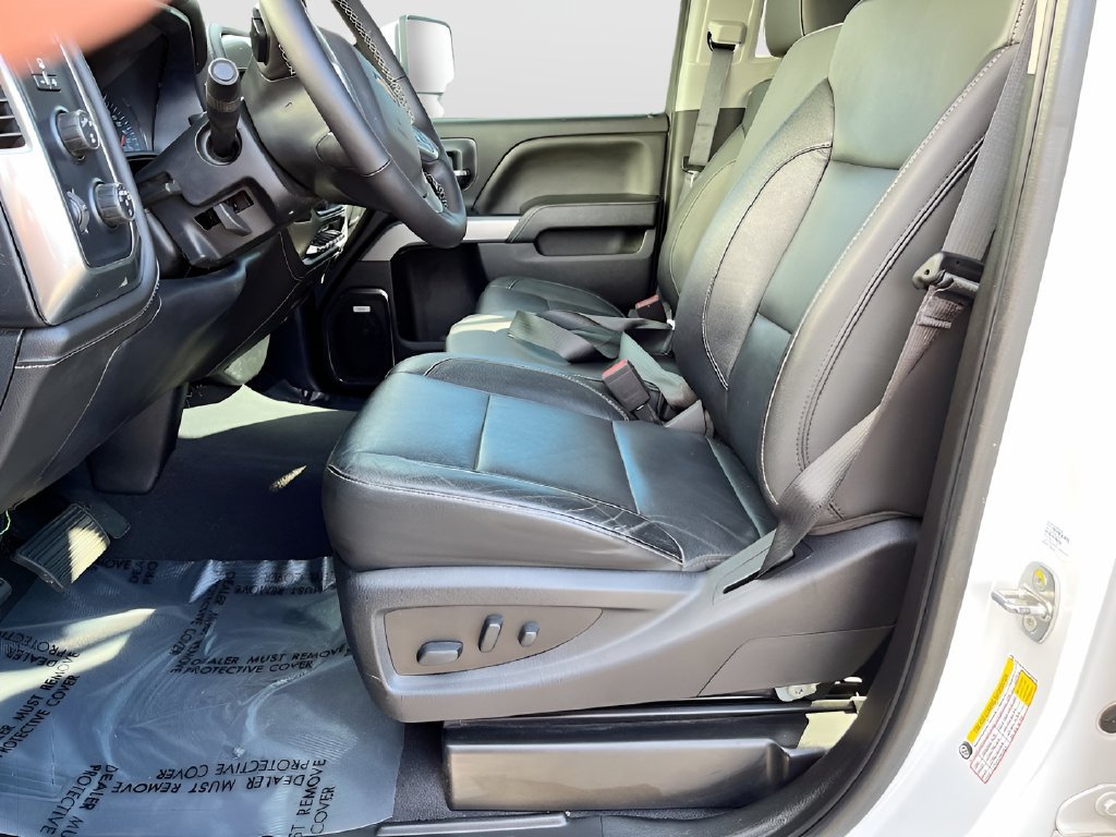 Used 2019 Chevrolet Silverado 2500 LTZ w/ Duramax Plus Package AWD/4WD image 22