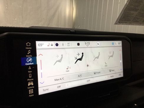 Used 2024 Jeep Wrangler Rubicon image 22