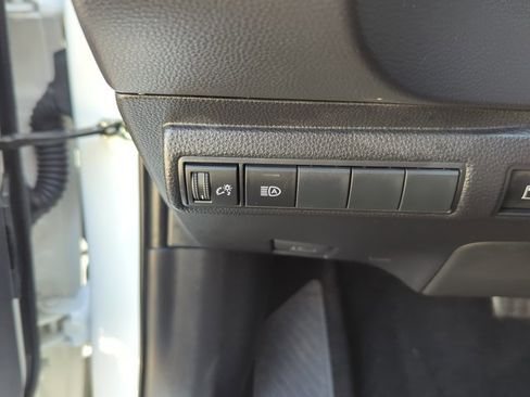 Used 2022 Toyota Corolla LE image 16