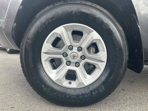 Used 2015 Toyota 4Runner SR5 Premium image 24