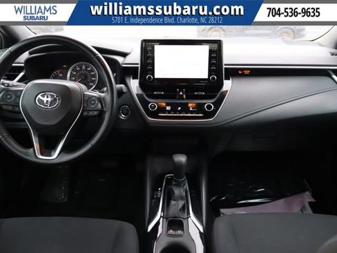 Used 2021 Toyota Corolla SE w/ SE Premium Package FWD image 16