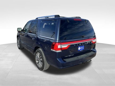 Used 2015 Lincoln Navigator 4WD image 4
