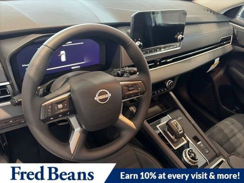 New 2026 Nissan Rogue SL image 9