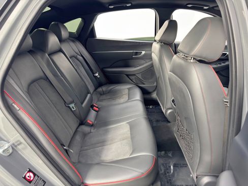 Used 2022 Hyundai Sonata SEL Plus w/ Preferred Accessory Package image 36