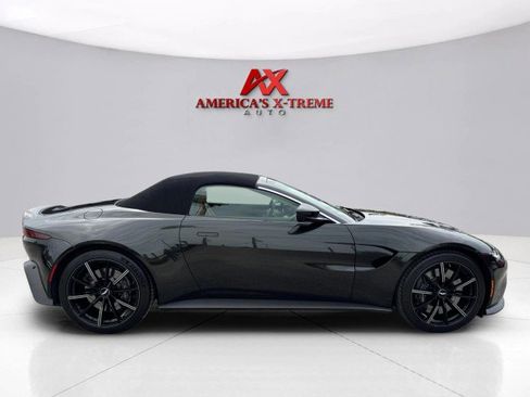 Used 2022 Aston Martin V8 Vantage Roadster RWD image 6