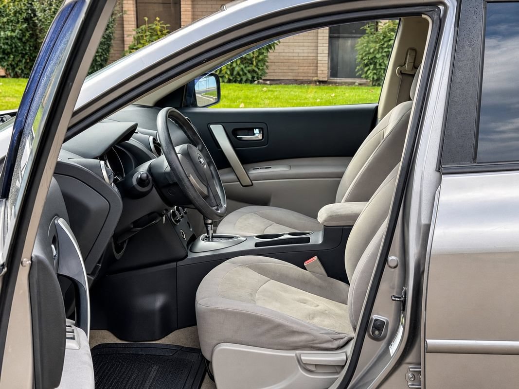 Used 2010 Nissan Rogue S w/ 360 Degree Value Pkg AWD/4WD image 10