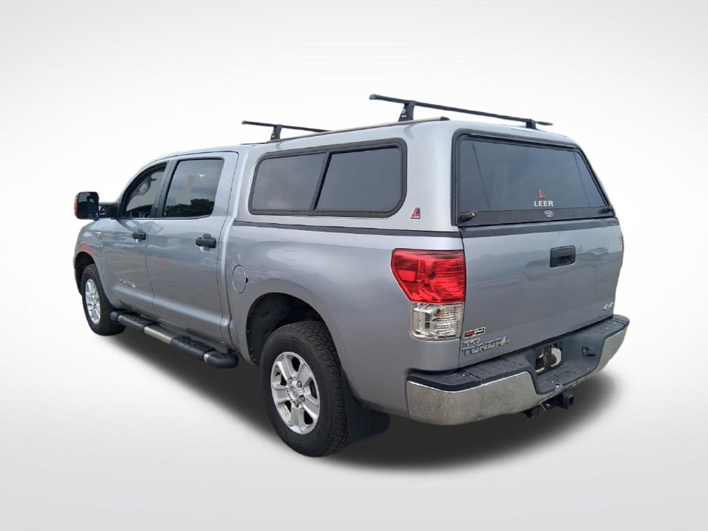 Used 2012 Toyota Tundra 4x4 CrewMax w/ Tow Pkg image 5