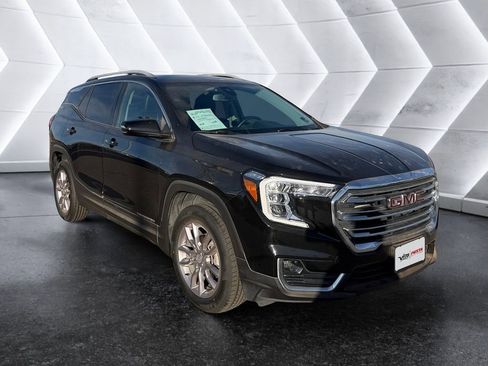 Certified 2023 GMC Terrain SLT w/ Infotainment Package II image 1