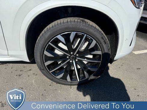 New 2026 Volvo XC90 T8 Plus w/ Protection Package Premier image 10
