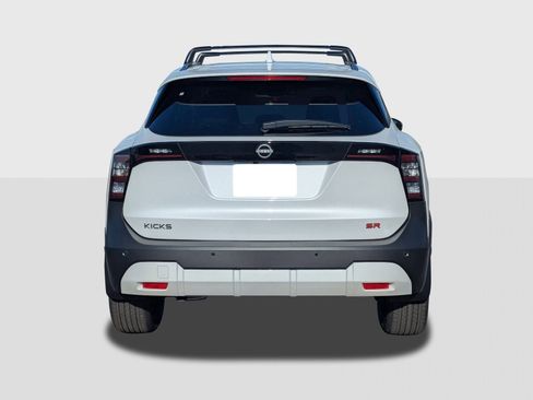 New 2025 Nissan Kicks SR image 4