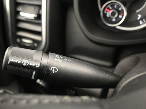 Used 2024 RAM 2500 Big Horn w/ Bed Utility Group image 11