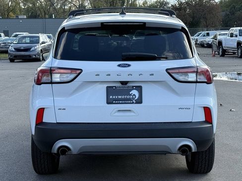 Used 2021 Ford Escape SE AWD/4WD image 10