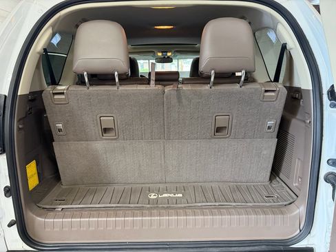 Used 2018 Lexus GX 460 Premium w/ Premium Package AWD/4WD image 25