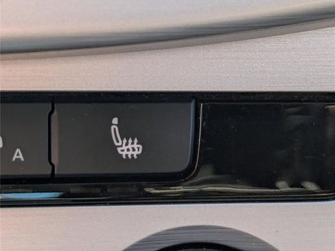 Used 2016 Volkswagen CC Sport image 23