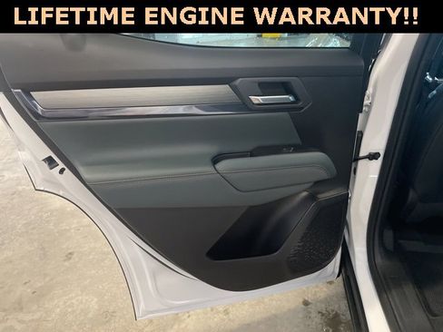 New 2026 GMC Terrain AT4 w/ Technology Package II image 28