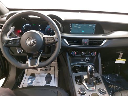 New 2025 Alfa Romeo Stelvio Sprint w/ Convenience Package image 9