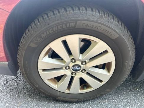 Used 2018 Subaru Outback 2.5i Premium AWD/4WD image 10