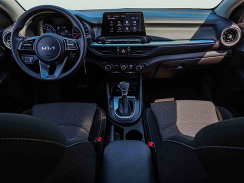 Certified 2023 Kia Forte LXS w/ LXS Technology Package FWD image 20
