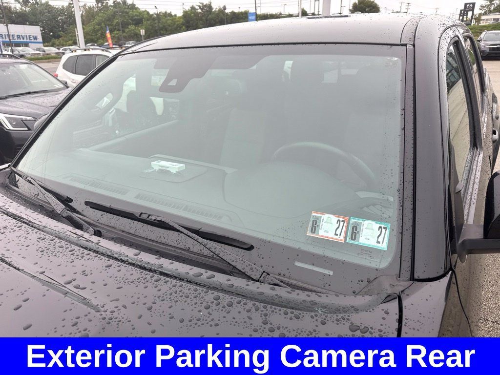 Used 2023 Toyota Tacoma TRD Sport w/ Technology Package AWD/4WD image 10