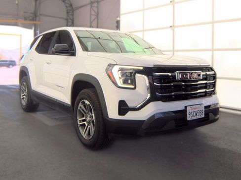Used 2025 GMC Terrain Elevation AWD/4WD image 5