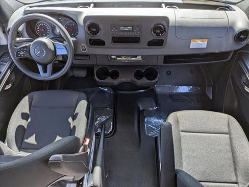 Used 2024 Mercedes-Benz Sprinter 2500 image 16
