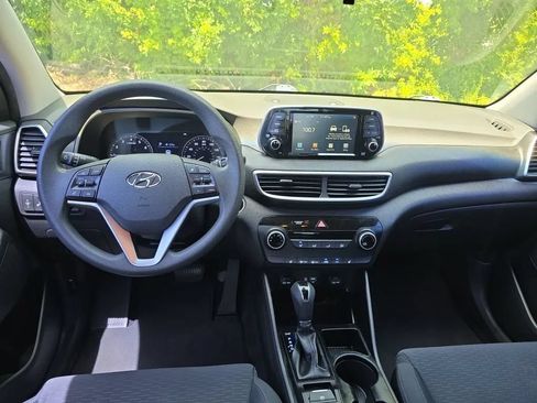 Used 2020 Hyundai Tucson Value w/ Cargo Package FWD image 13