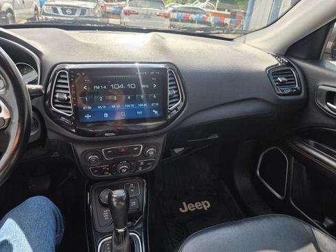 Used 2017 Jeep Compass Limited AWD/4WD image 16