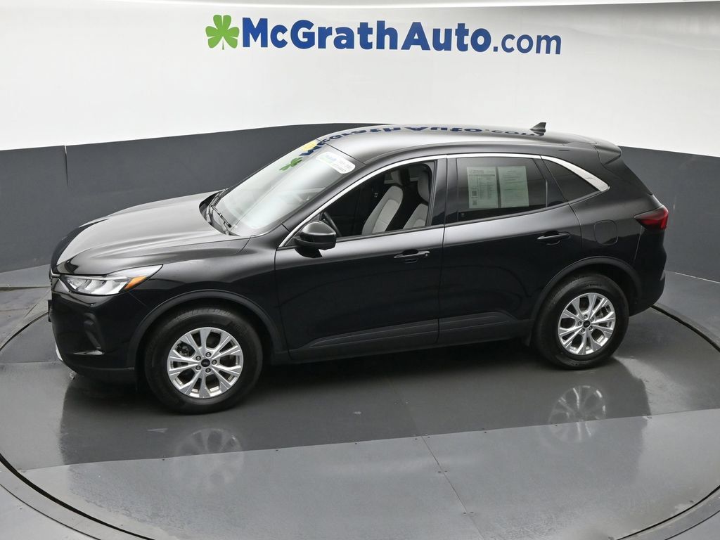 Used 2023 Ford Escape Active w/ Tech Pack #2 AWD/4WD image 22