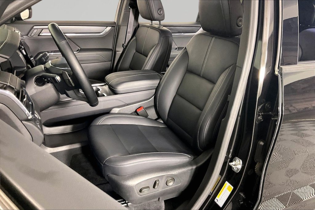 Certified 2024 GMC Acadia Elevation FWD image 19