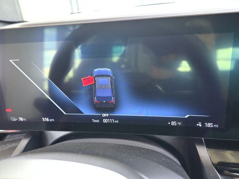 New 2024 BMW i5 eDrive40i w/ Executive Package image 18