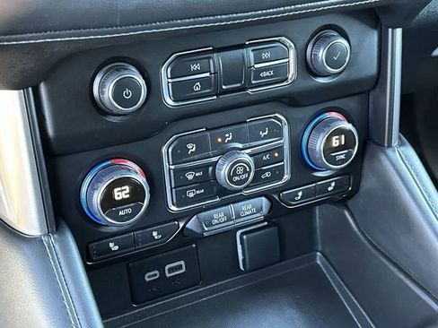 Used 2024 Chevrolet Tahoe LT image 27