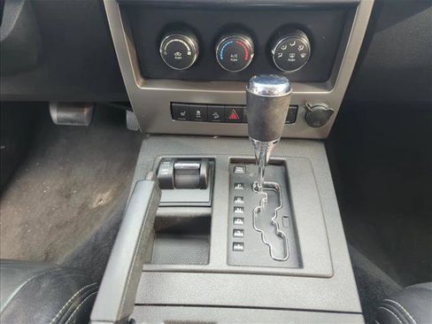 Used 2012 Jeep Liberty Sport image 14