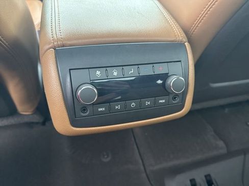 Used 2016 Buick Enclave Premium w/ Experience Buick Package image 18