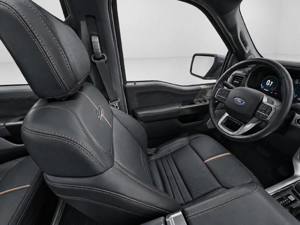Used 2022 Ford F150 Platinum w/ Equipment Group 701A High AWD/4WD image 29