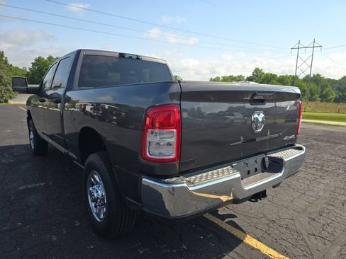 New 2024 RAM 3500 Tradesman w/ Chrome Appearance Group AWD/4WD image 5