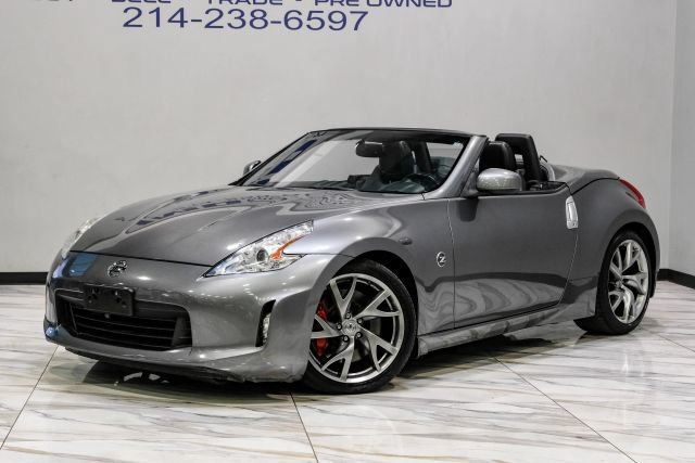 Used 2016 Nissan 370Z Touring Sport RWD image 2
