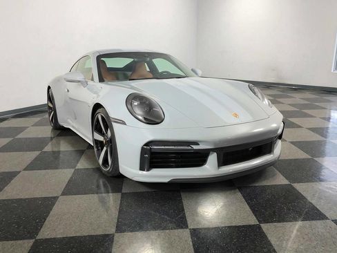 Used 2023 Porsche 911 Sport Classic image 4