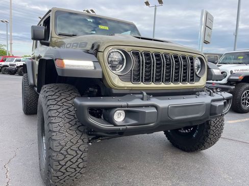 New 2026 Jeep Wrangler Unlimited Rubicon 392 w/ Quick Order Package 27X Moab AWD/4WD image 89