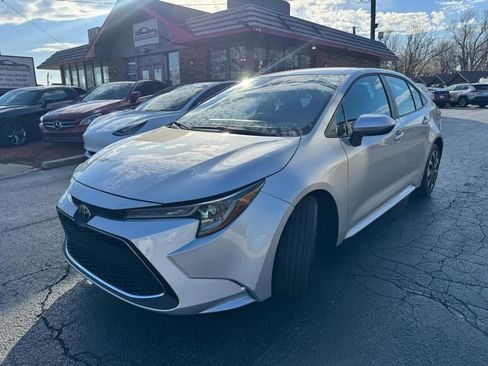 Used 2022 Toyota Corolla LE FWD image 4