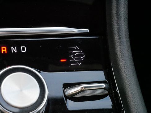 Used 2021 Jeep Grand Cherokee L Overland w/ Luxury Tech Group IV image 32