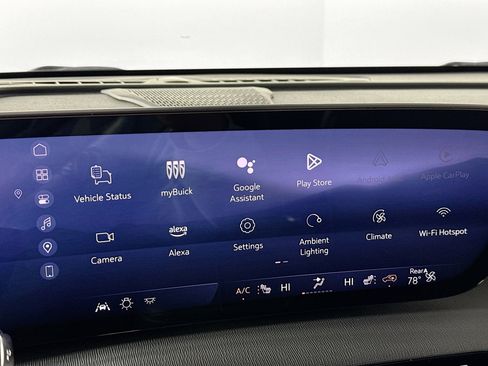 Used 2025 Buick Enclave Preferred image 17