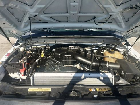 Used 2016 Ford F250 XL w/ Power Equipment Group image 12