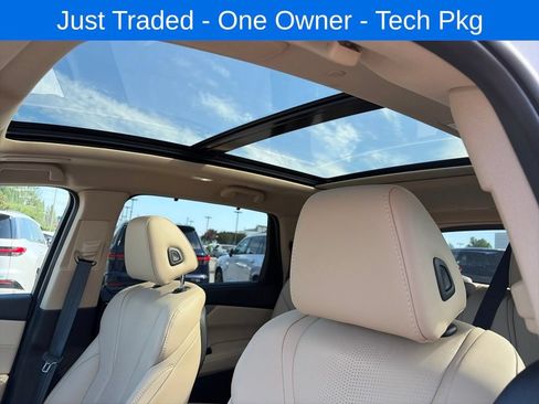 Used 2025 Acura MDX SH-AWD w/ Technology Package image 11