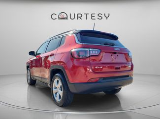 Used 2019 Jeep Compass Latitude video 2