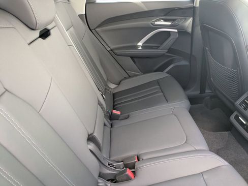 Used 2025 Audi Q5 Premium w/ Convenience Package AWD/4WD image 35